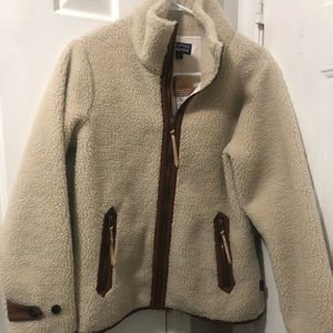 NWT Patagonia Sherpa Jacket - Size Medium